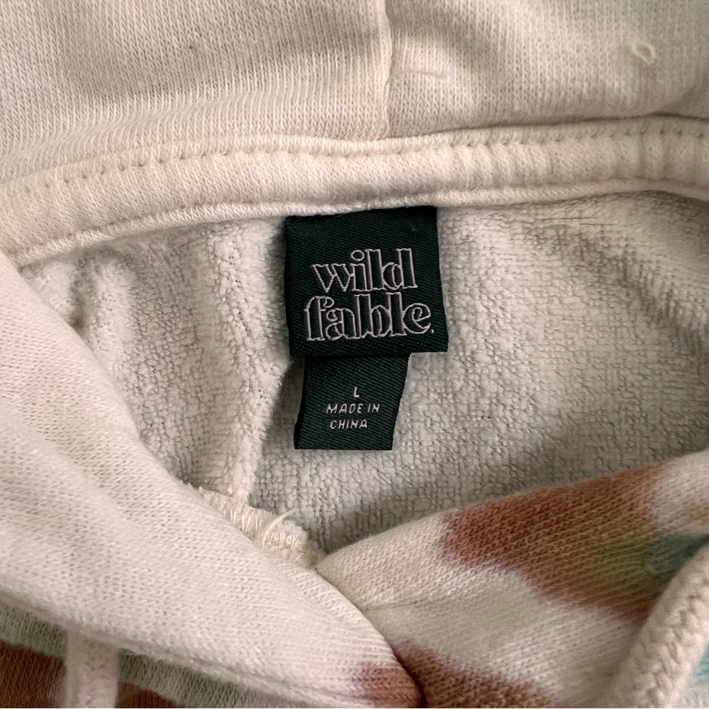 Wild Fable White Tie-Dye Cropped Hoodie - Picture 5 of 6